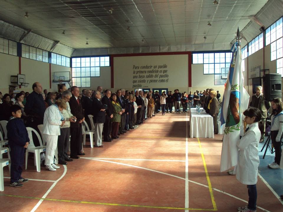 Reinaguración del polideportivo